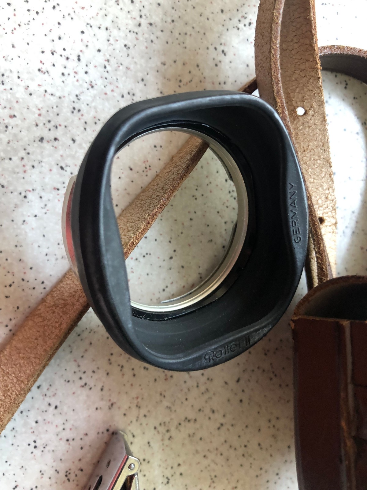 Shade Hood Gum Bay II + Case Strap for Rollei Rolleifex TLR 3.5 2.8F