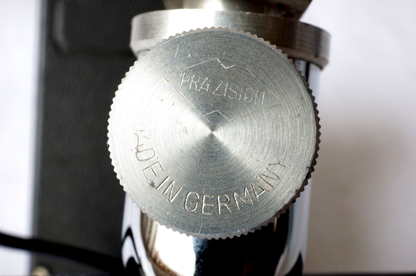Kalimar AUTO-CUBE FLASH UNIT K-456 w/ Prazision German Hot Shoe and Ball Head