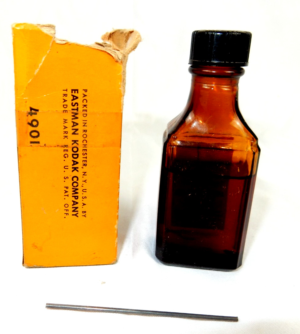 Vintage Eastman Kodak Kodascope Lubricating Oil Box Partial Bottle Rare