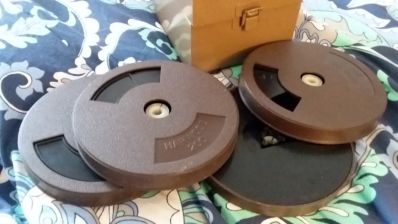 Vintage Super 8 Dual 8 Metal Storage File Box Container + 4 reels Prop