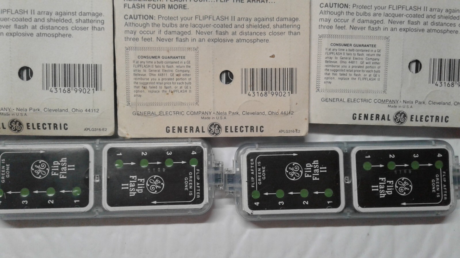 GE Flip Flash II Twin Pack Original Packaging 16 Flashes New Old Stock LOT OF 4