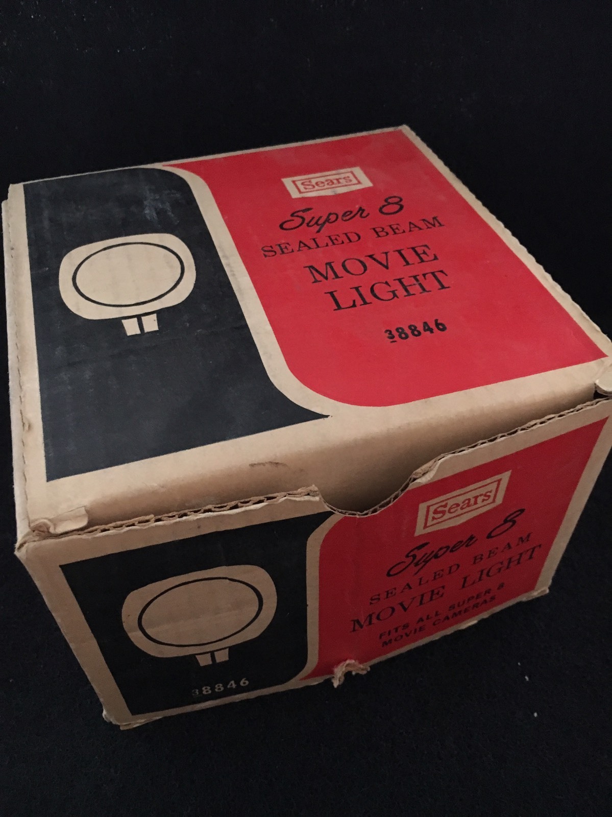 Sears Super 8 Sealed Beam Movie Light – 650 Watts model 8846 – In Original Box