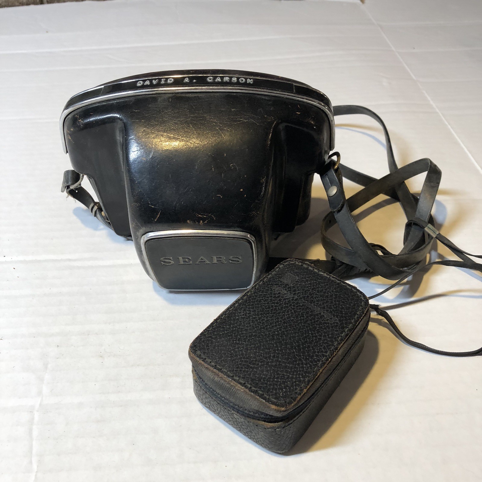 Vtg Sears SL 9 Camera With Leather Case And Electronic Light Meter With Case CSN