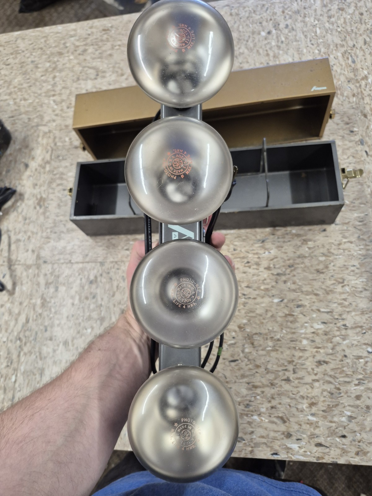 Vintage Adams Bar Light Smith-Victor w/Metal Case Container Photography 4 Bulbs
