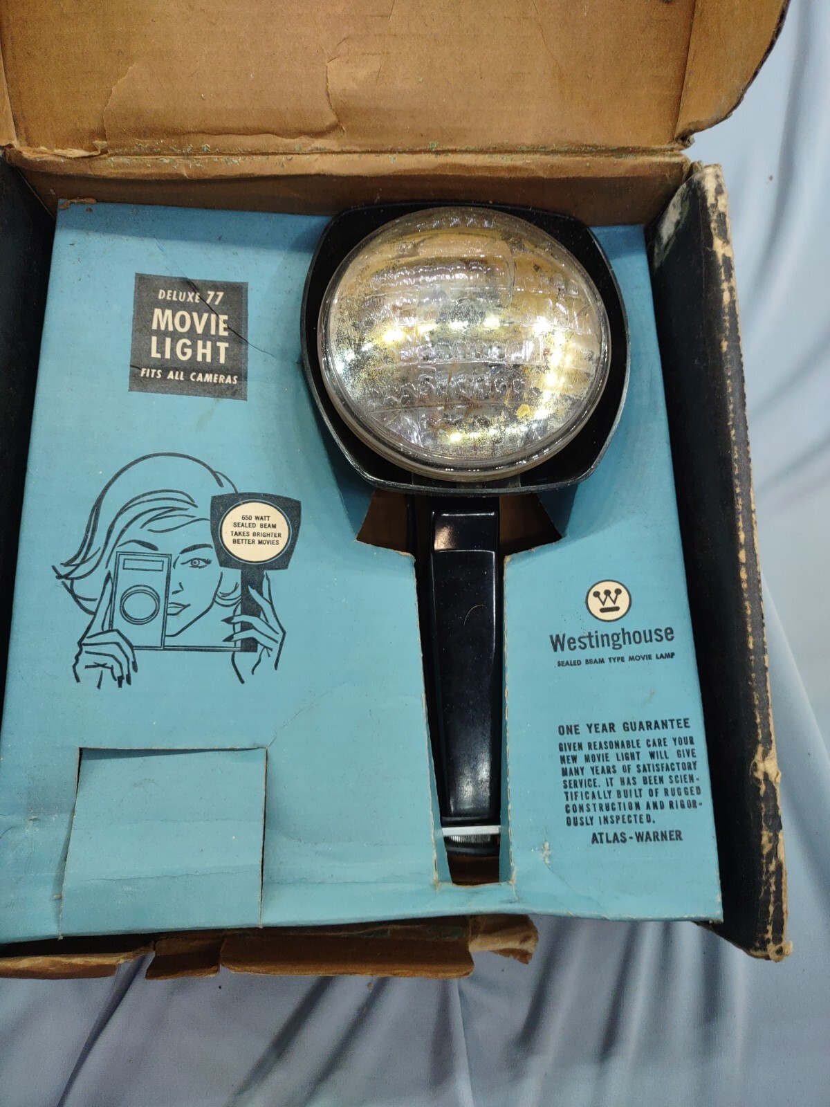 Westinghouse Deluxe 77 Sealed Beam Movie Light With Box VTG