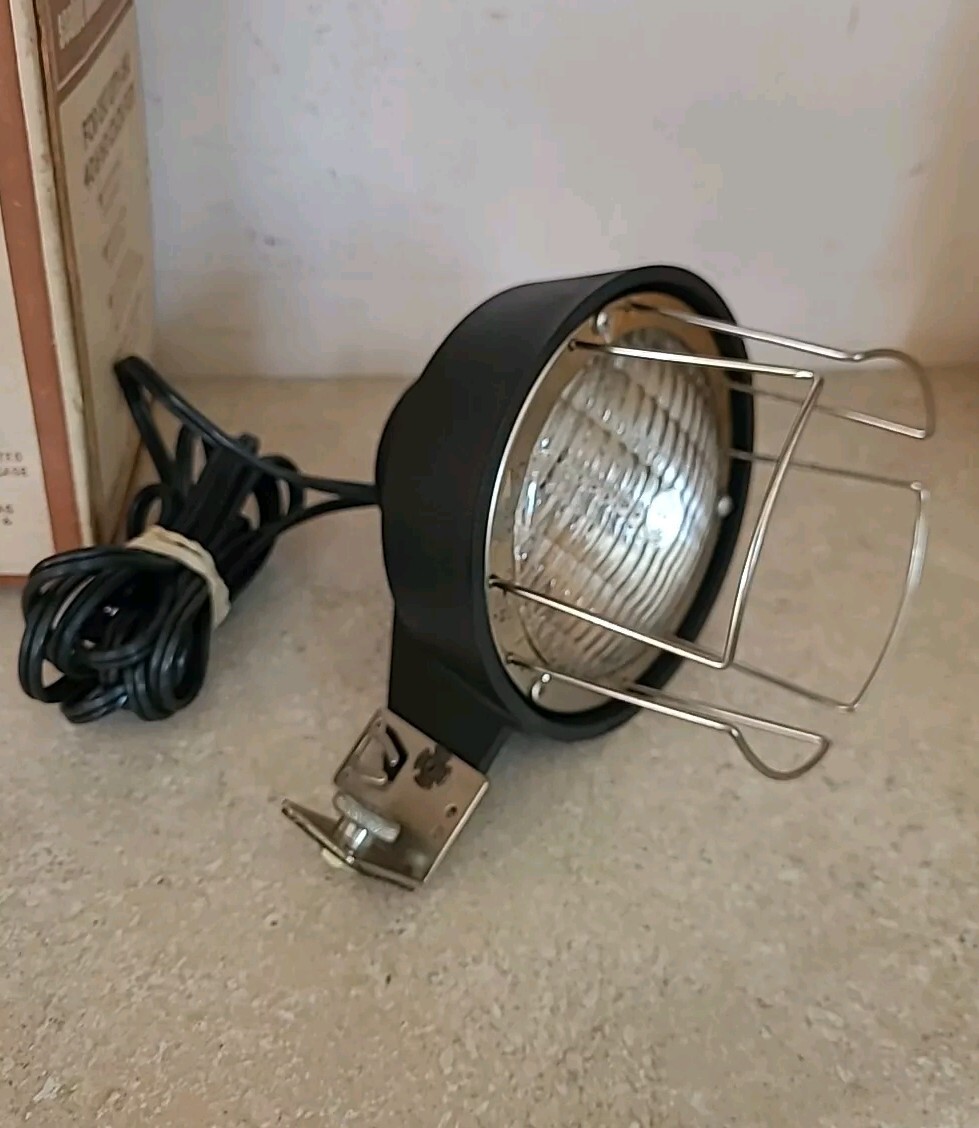 Vintage Harwood No. XR250 Sealed Beam Camera Light For Use With ASA 40&160 WORKS