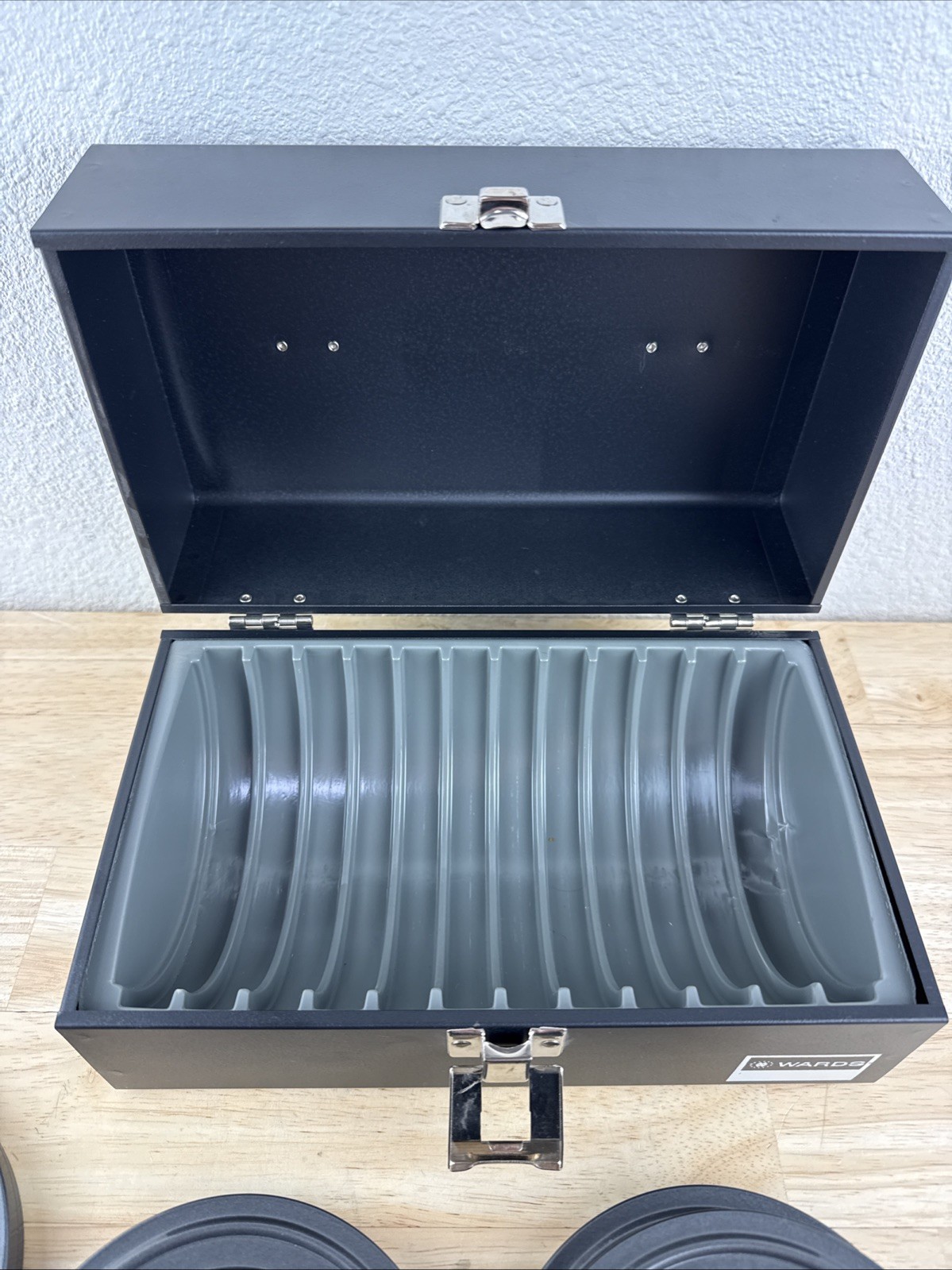 Vintage Wards Film Reel Storage Case With Metal Cans Storage For 5″ Reels