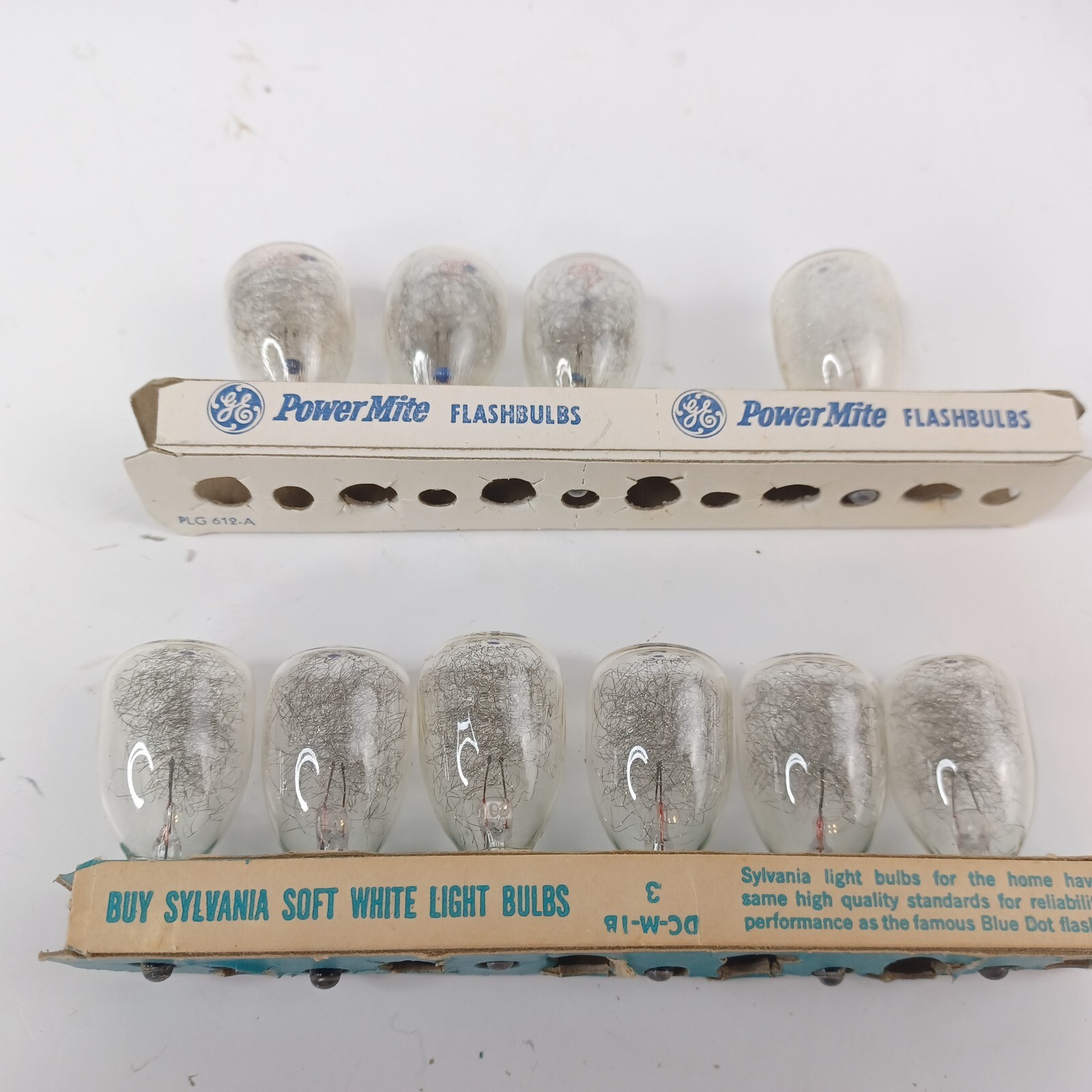 Vintage Sylvania Blue Dot Flash Bulbs M3 GE M2