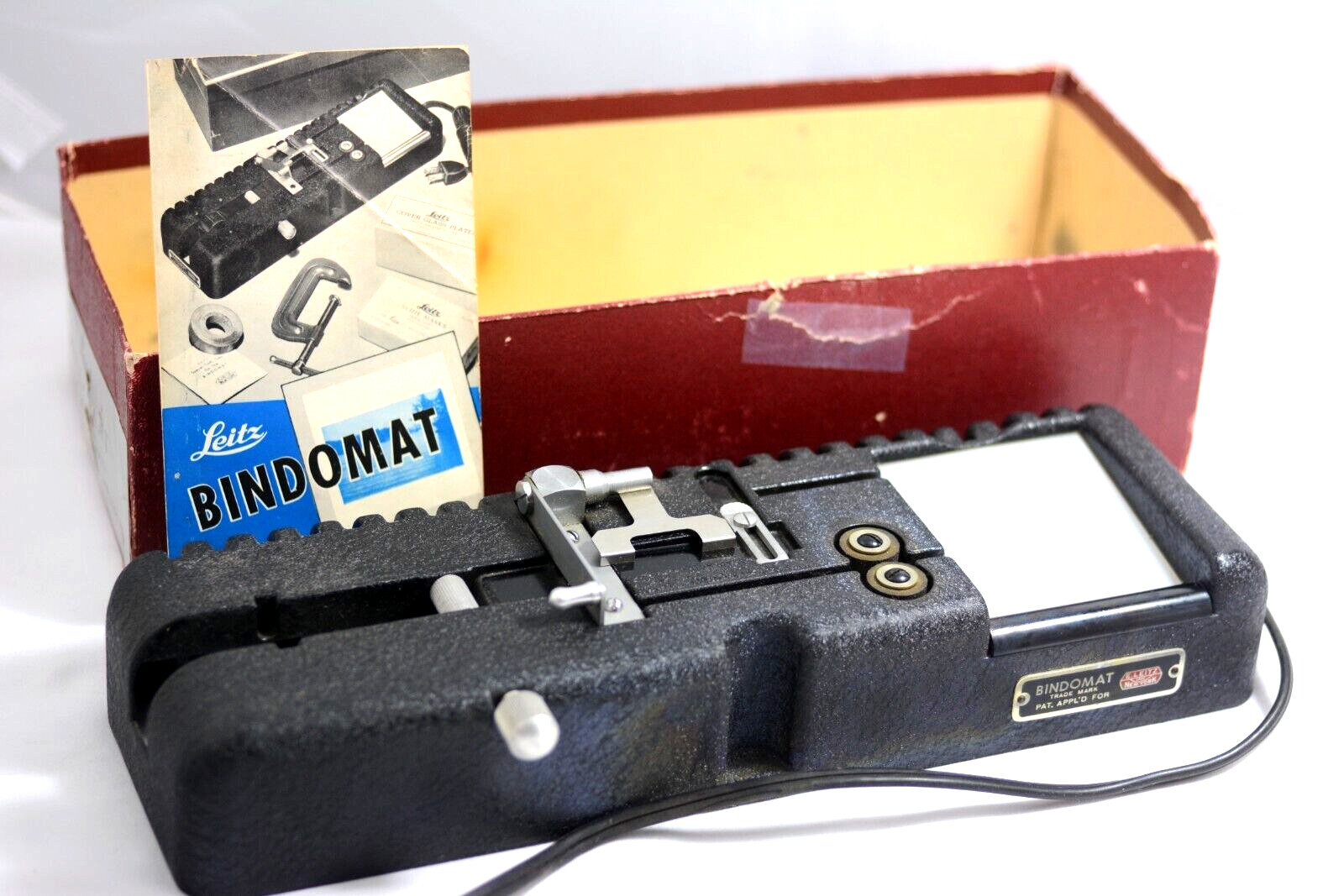 VINTAGE LEICA LEITZ BINDOMAT FOR 35MM COLOR TRANSPARENCIES WITH INSTRUCTIONS
