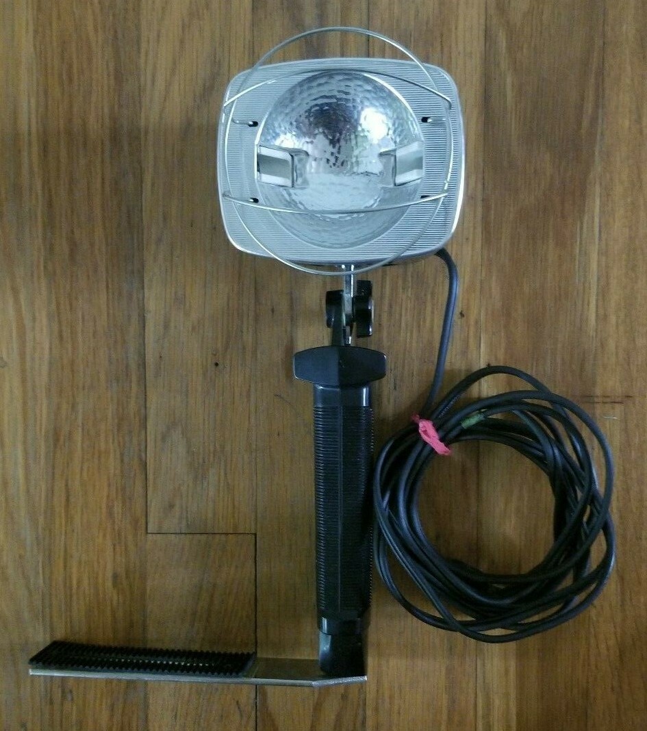 Vintage Sylvania Sun Gun II Movie Light with Box Model SG-55