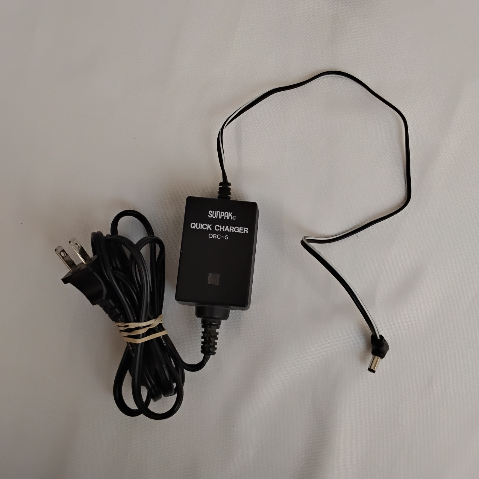 Sunpak 622 Flash Pro System Flash + Accessories Vintage Lot For Parts *J5833