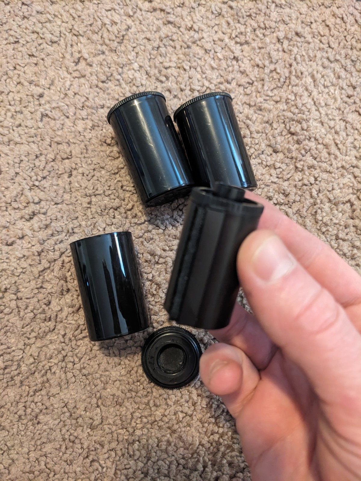 21x Kodak Snap-Cap 135 Magazine & Misc Reusable 35mm Film Canisters