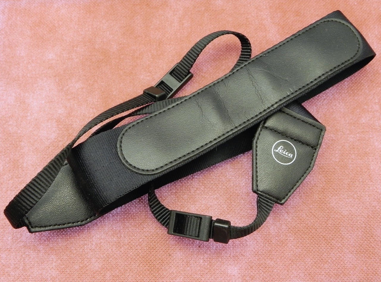 Leica 1.5 inch Wide Strap ……… Minty