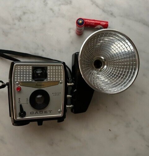 Vtg 50’s ANSCO CADET Camera outfit in original box w/flash,manual,bulbs, & film