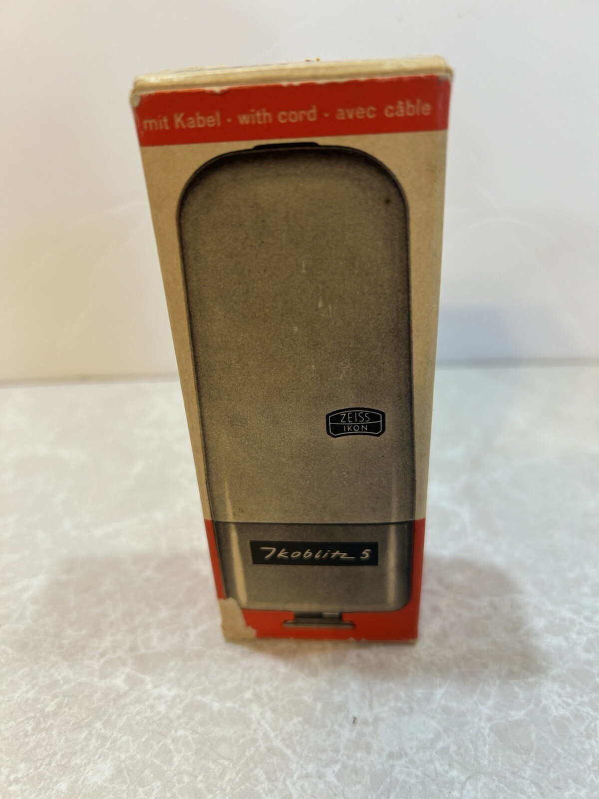 Zeiss Ikon Ikoblitz 5 Flash. In Original Box With Instructions.