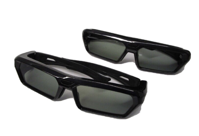 Blick BT-30 Universal 3D Glasses With Case. Lot Of 2. Rechargeable.