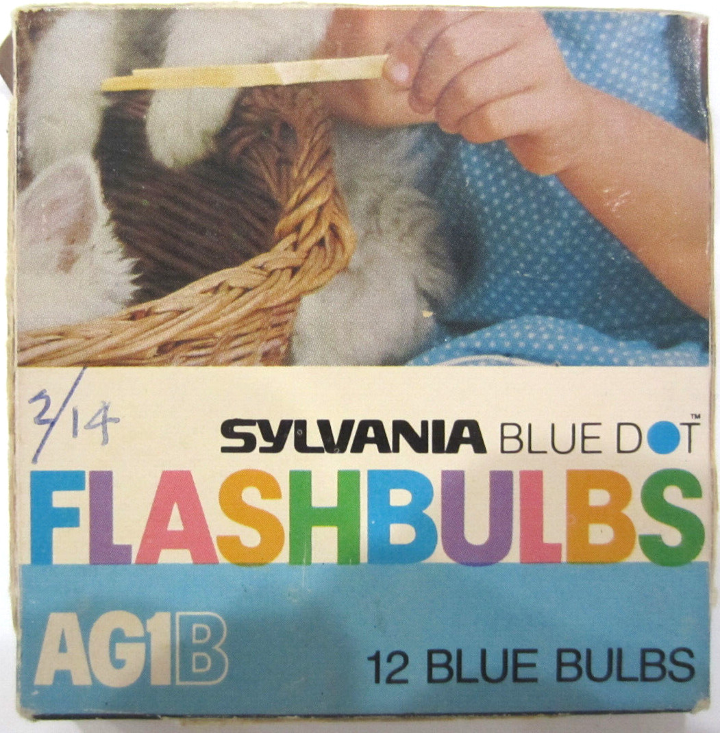 Vintage Sylvania Blue Dot AG1B Flashbulbs Blue Bulbs In Box new item 31 # 1154