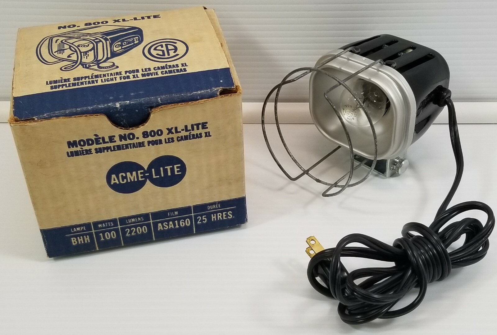 Vintage Acme Lite Model 800 XL–LITE Supplementary Light Movie Camera 100 Watts