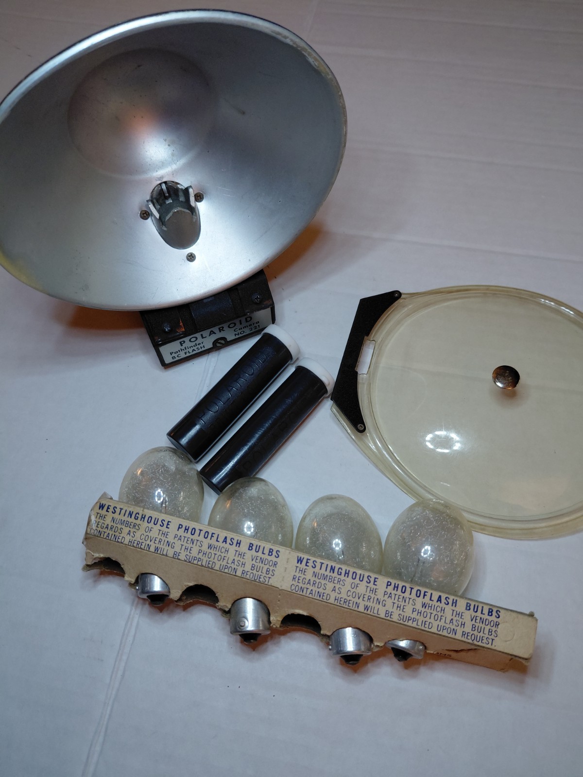 Vintage Polaroid Pathfinder BC Flash No. 221 Kit Print Coaters Bulbs Reflector