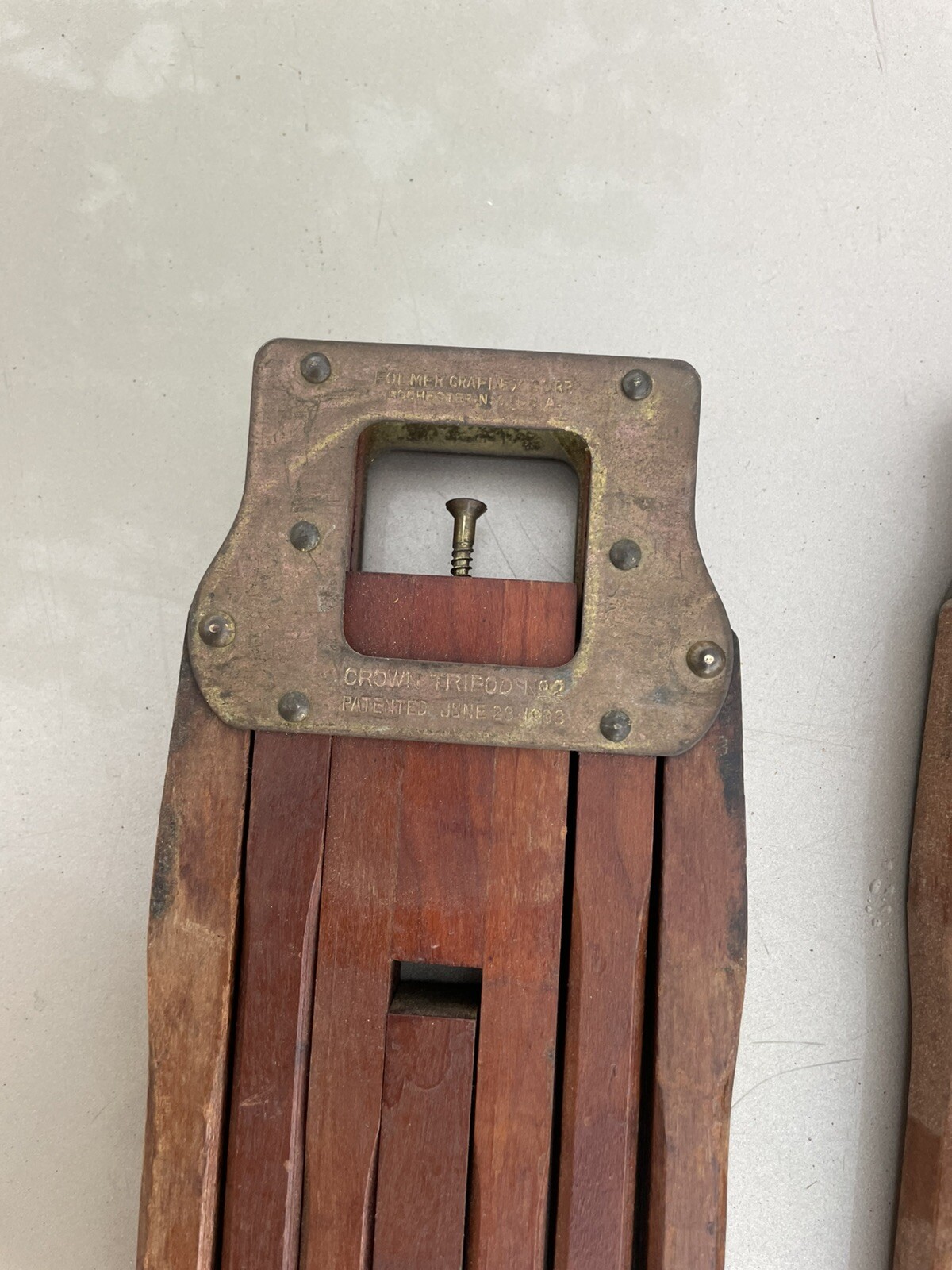 3 Eastman Kodak Folmer & Schwing crown tripod No 2