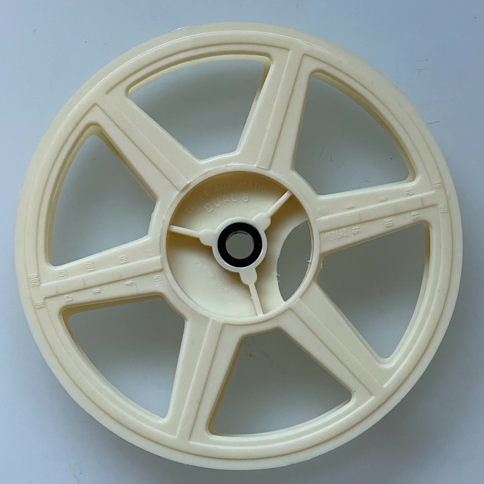 Yankee 200′ Dual 8 Plastic Film Reel – Includes Adaptor for Standard 8