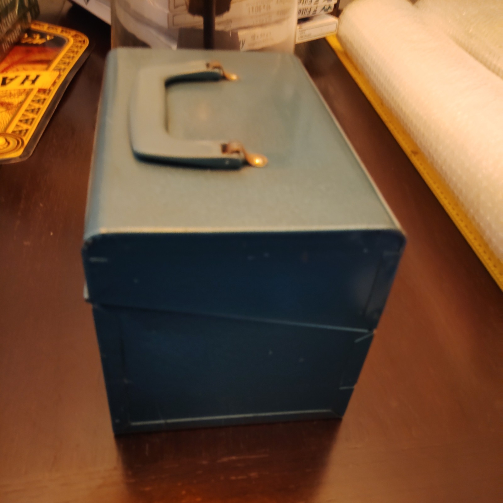 Vintage Metal Blue Logan De Luxe Bruce 12 Slot 8mm Movie Reel Chest Storage Case