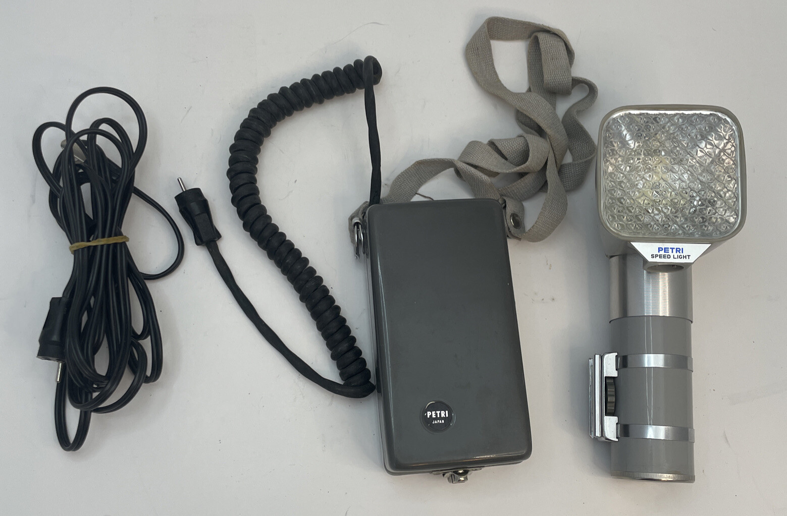 Vintage PETRI Speed Light set