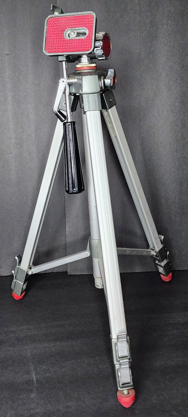 RARE Vintage Hollywood Tripod ACME-LITE (Japan) | Red Dial | Crank Lift | Studio
