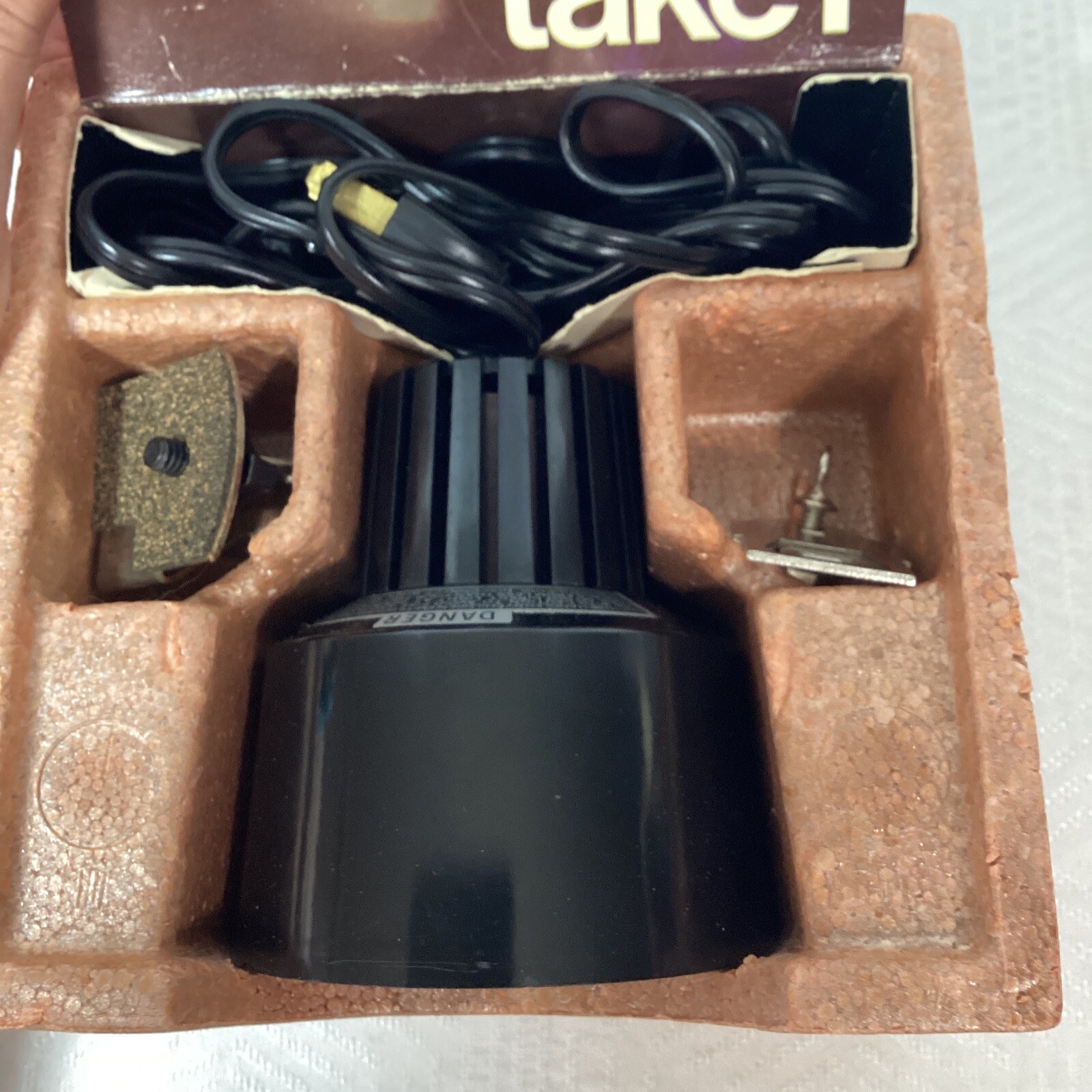 Sylvania Sun Gun Movie Light Vintage SG-9 Open Box
