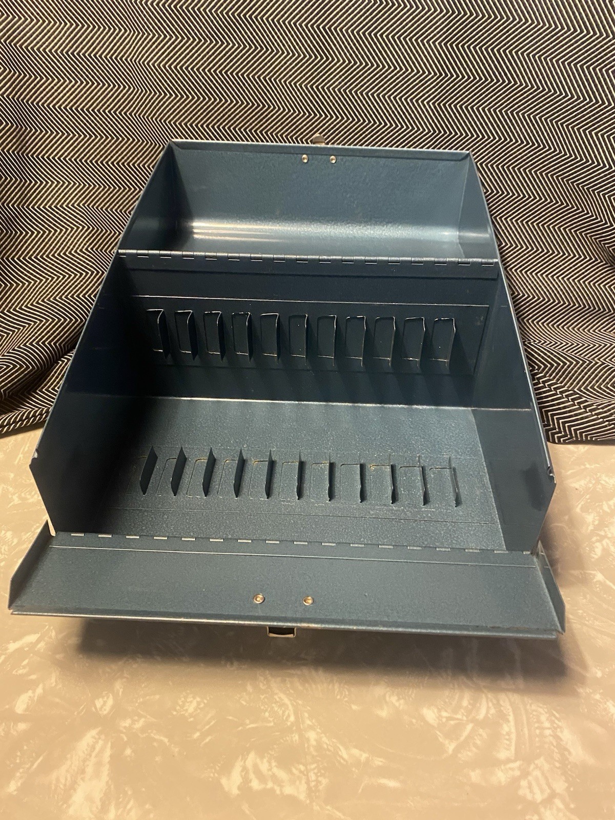 Metal 8mm Film Movie Reel Case, 12 Slot Storage Container, Empty