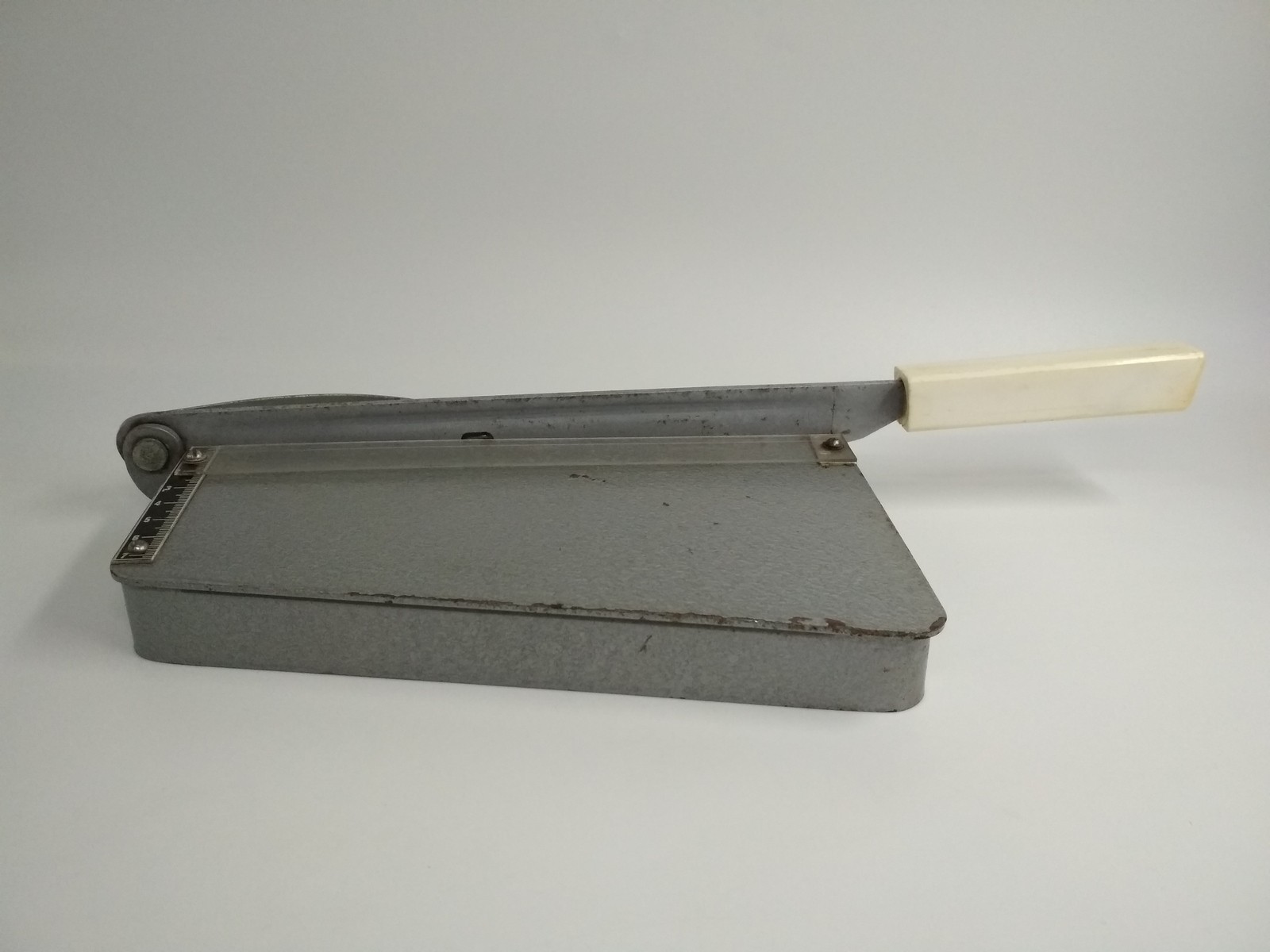 Soviet photo paper cutter (straight, even cut), photo cutting, *1168