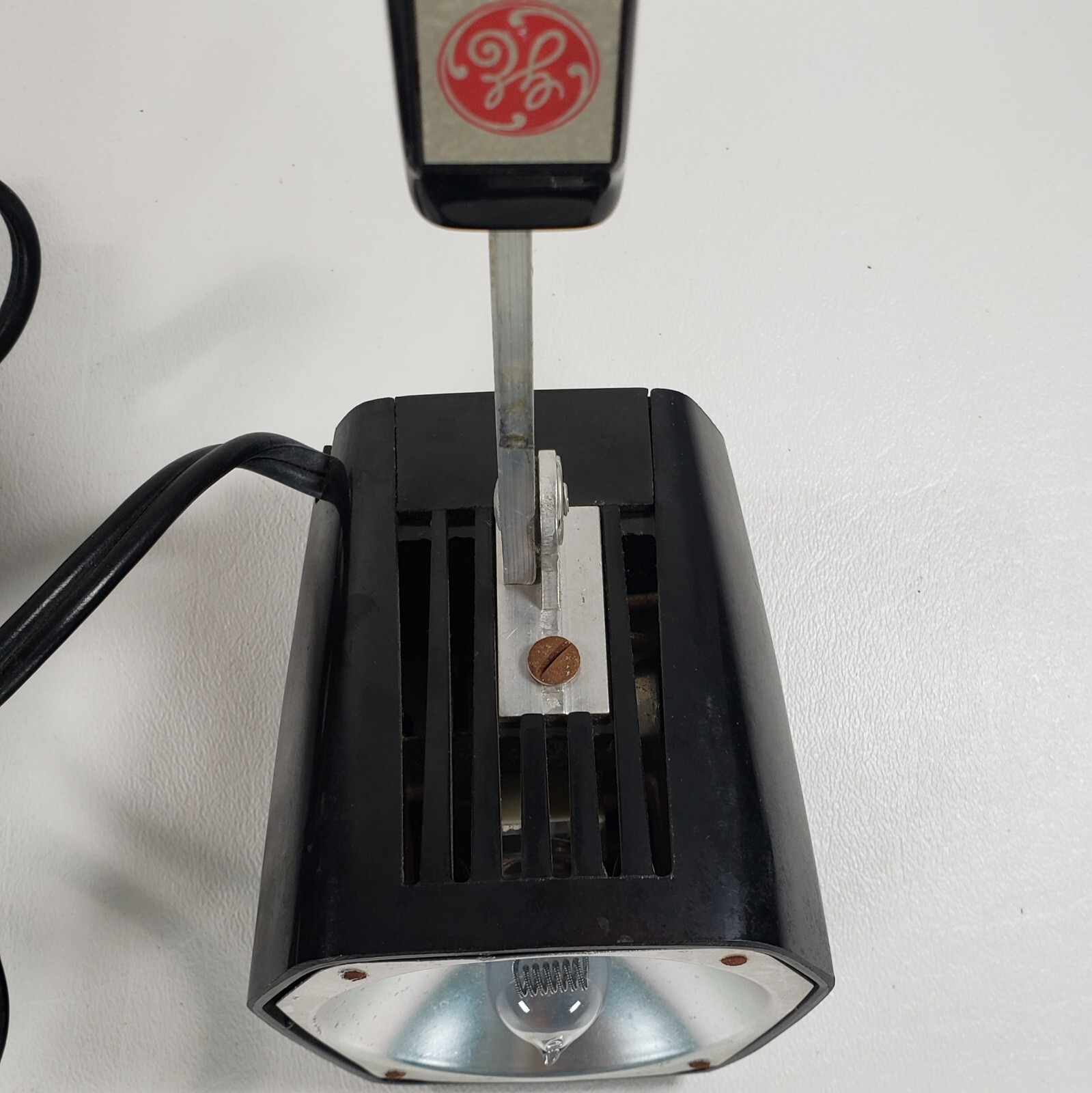 Vintage GE Mardi Gras Movie Light Universal Model MG Tested Bright
