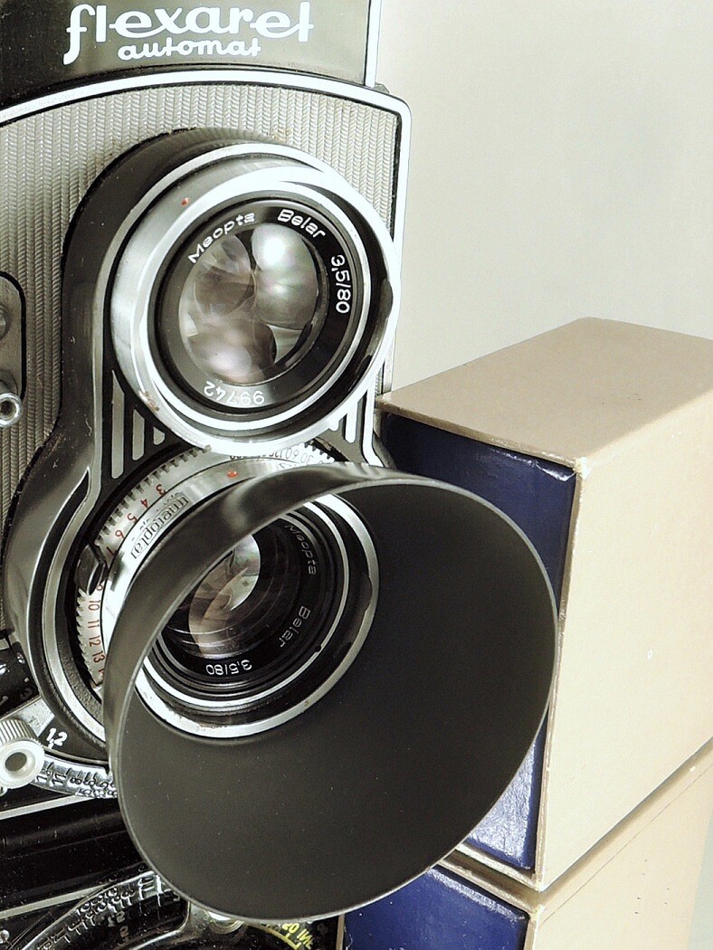Shade hood Flexaret Meopta round bayonet B40 metal + Genuine box MINT +