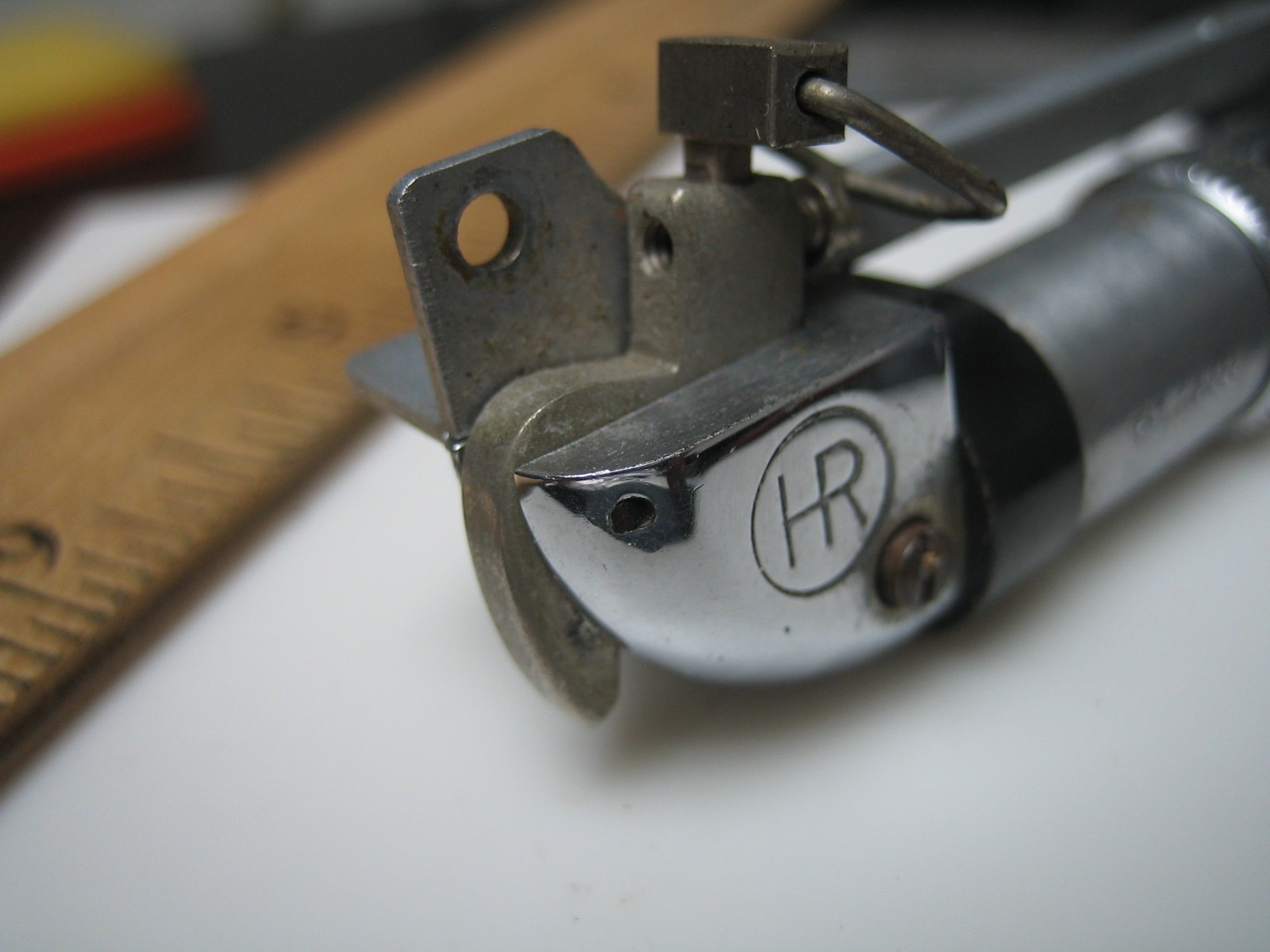 HR Heiland Research Solenoid Shutter Flash Release Synchronizer Used HR 392702