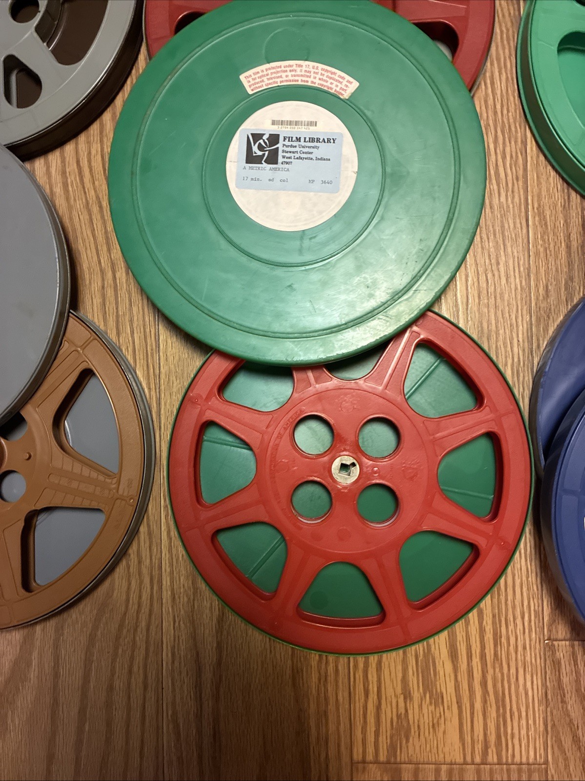 Lot Of 9 GOLDBERG BROS TAYLOREEL Empty Steel & Plastic 10.5 Film Reels & Cans