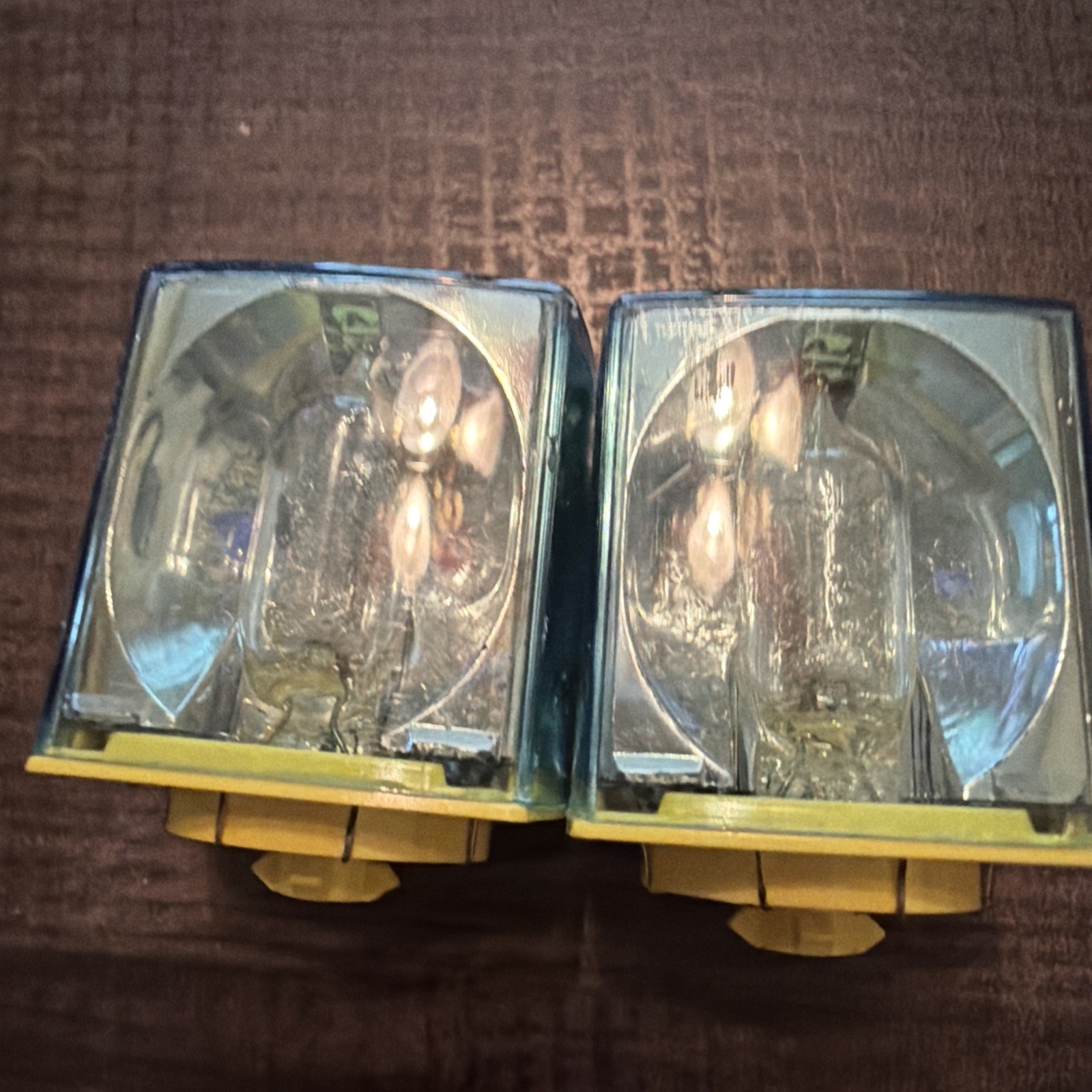 General Electric Vintage Box of Flashcubes 2 Cubes 6 Flashes. Original Packaging