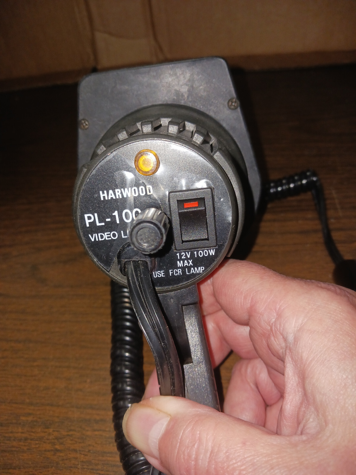 Harwood Video/Movie Camera Light PL-100 12V DC 100W **MINT***