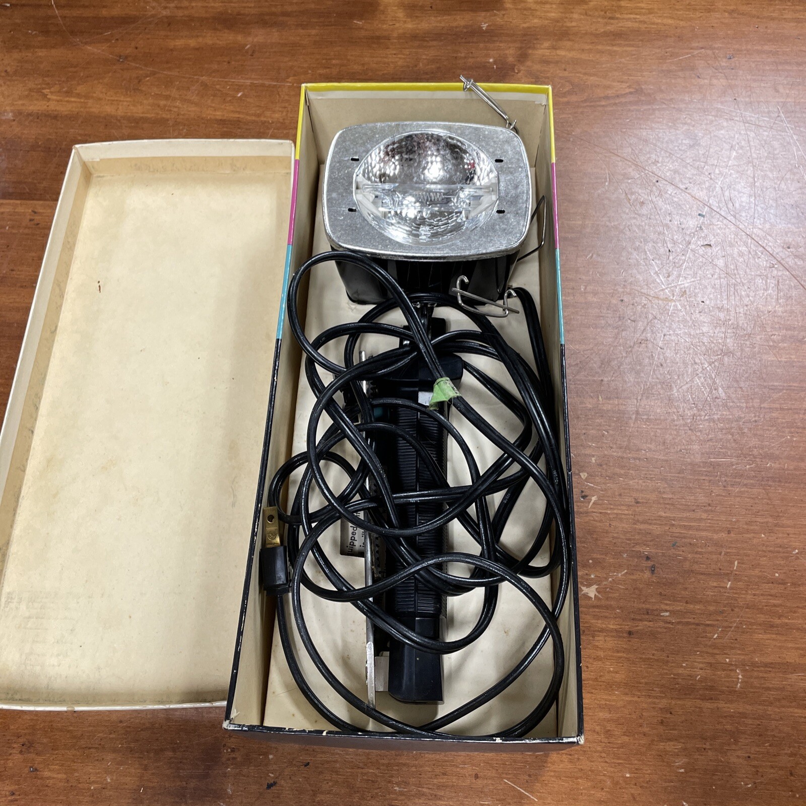 Sylvania Sun Gun Movie Light Vintage Photography Equipment Halogen Model SG-55