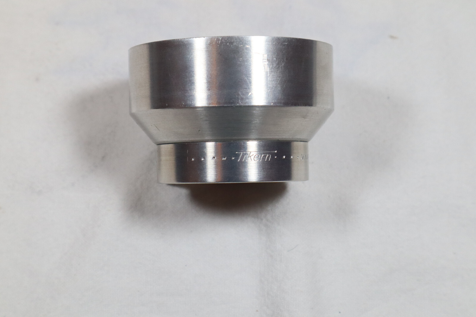Tikern Duraluminum Combination Lens Shade and Filter Holder, Set Screw, 39mm