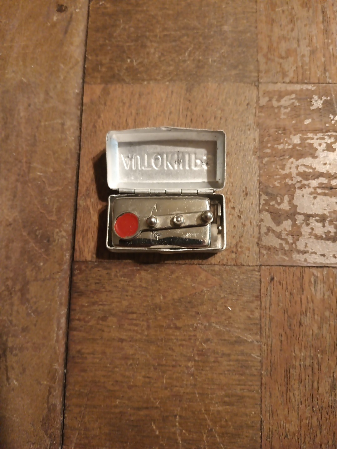 Vintage AUTOKNIPS Camera Self Timer in Original Case Germany