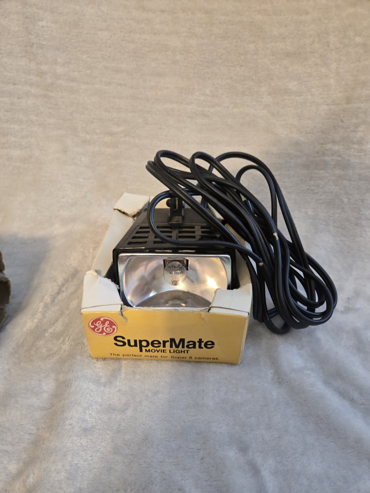 GE SuperMate Movie Light w/Original Box WORKS