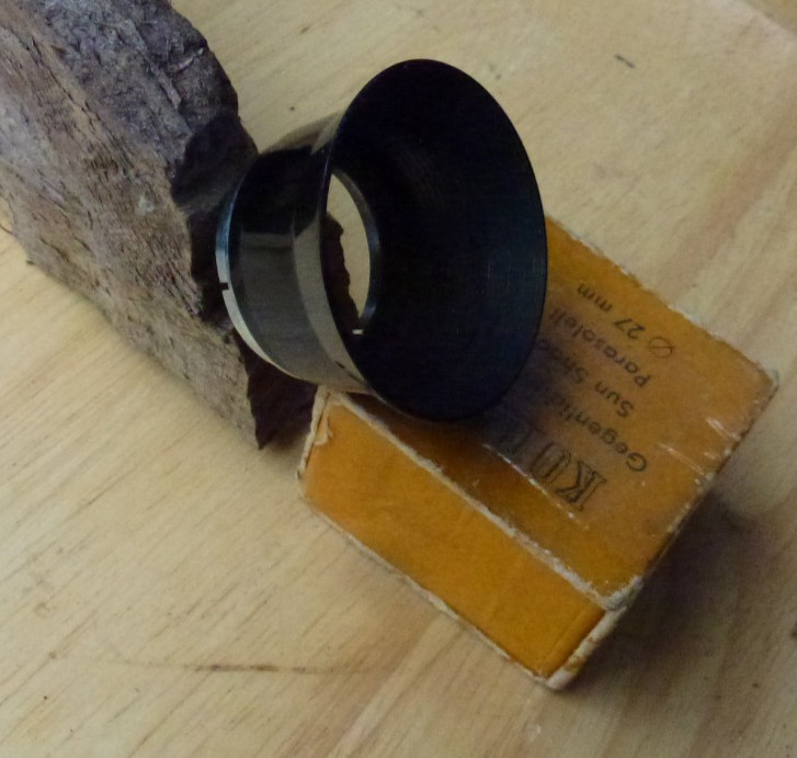 genuine early Kodak Retina Germany 27mm push fit slip on lens shade hood & box