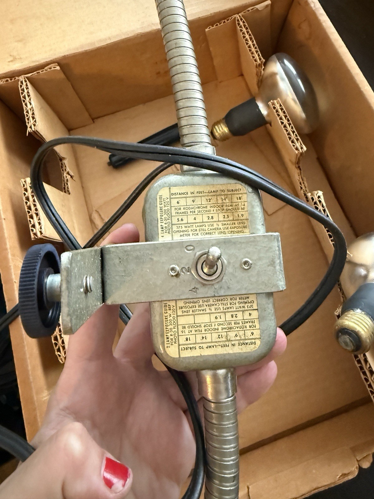 Holiday Flexible 4-light Movie Camera Light Bar – vintage working