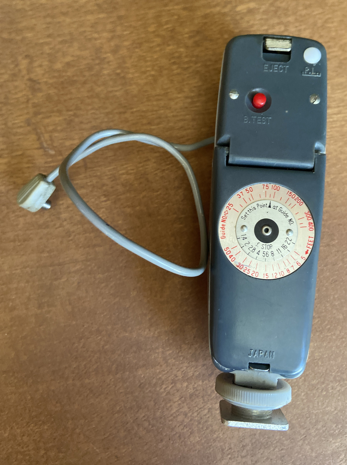 Vintage Ultimate Folding Reflector Flash Bulb Unit