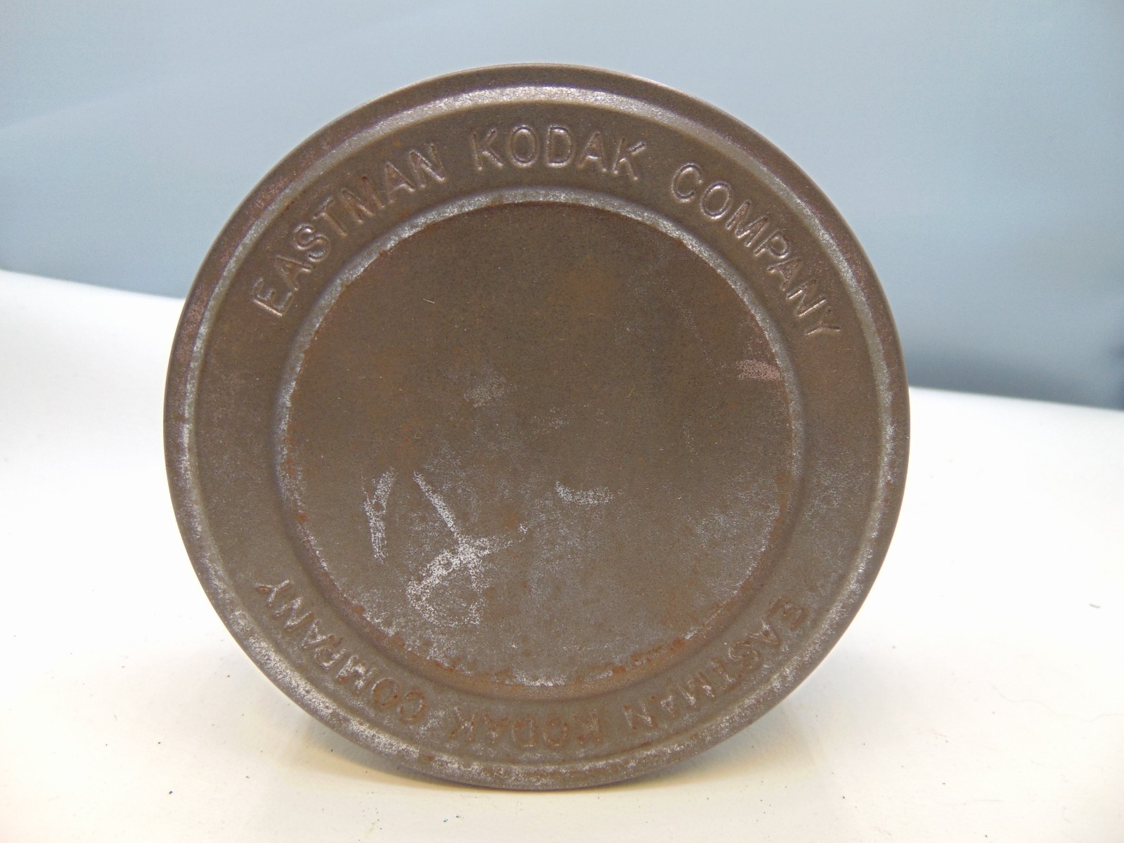 Original Eastman Kodak company gray round tin film container 3 3/4″ round 1.5″