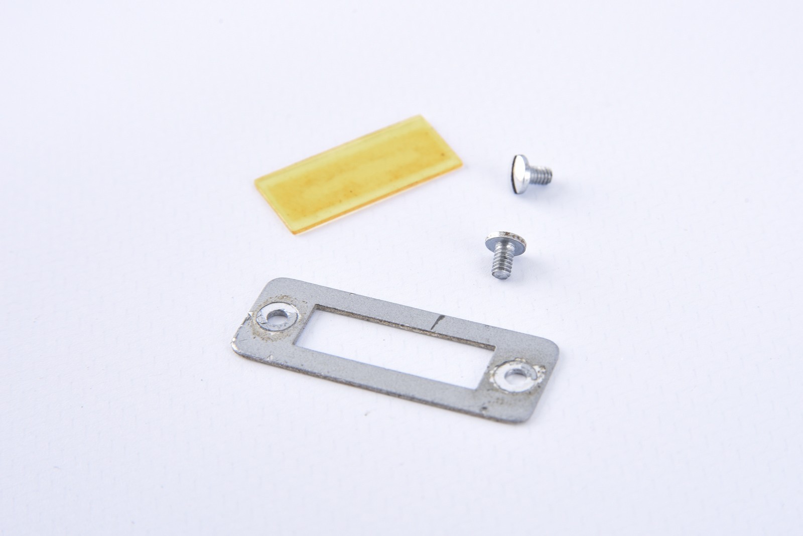Plaubel Makiflex Automatic Camera Part Shutter Counter Window and Screws V02