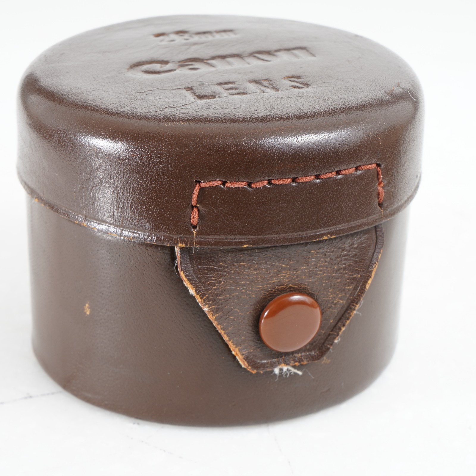 -CANON HARD BROWN LEATHER LENS CASE FOR 28MM Leice L39 Mount LENS