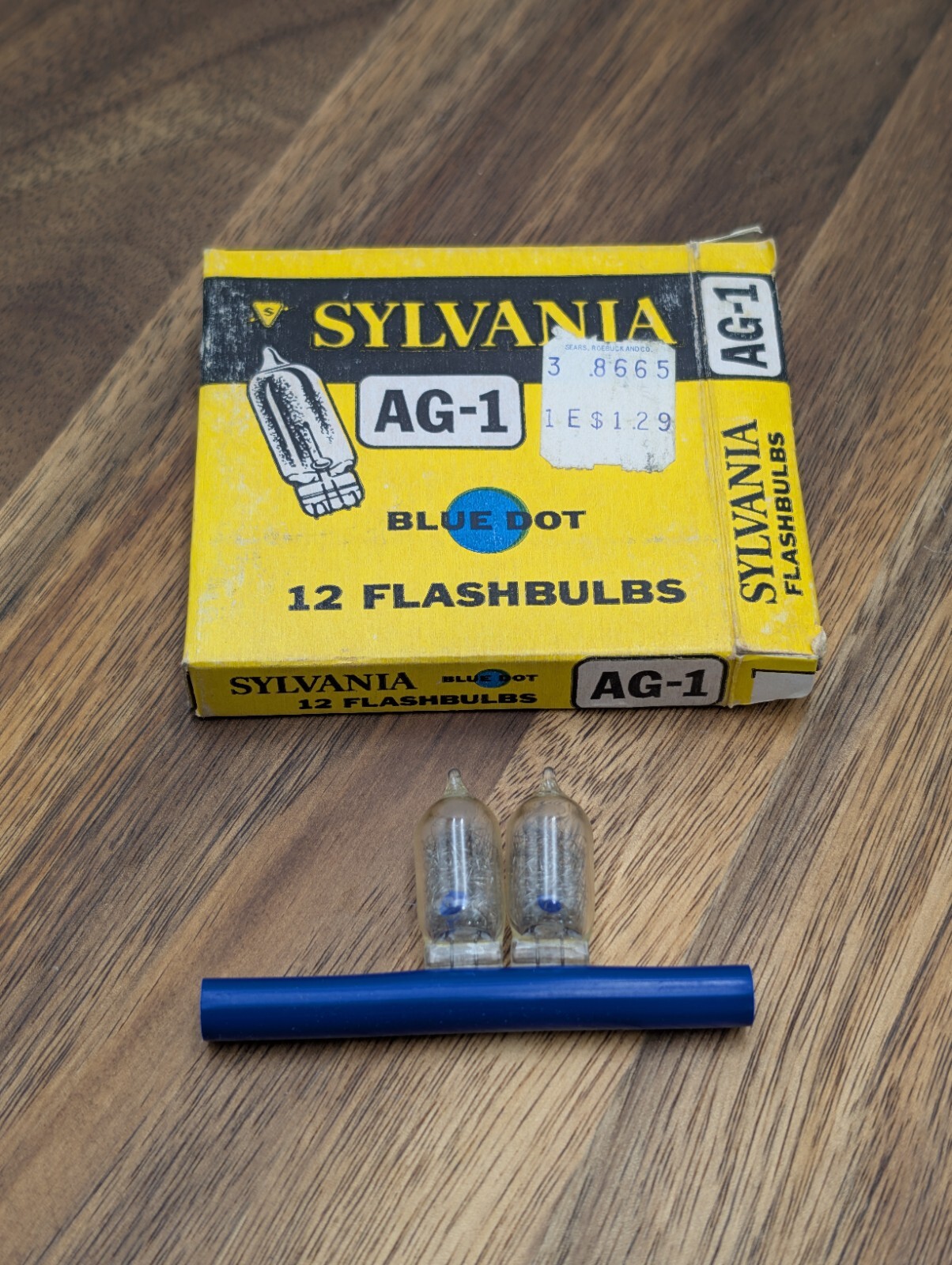 Vintage AG-1B AG 1B Flash Bulbs GE and Sylvania Mixed Lot 46 Total Bulbs