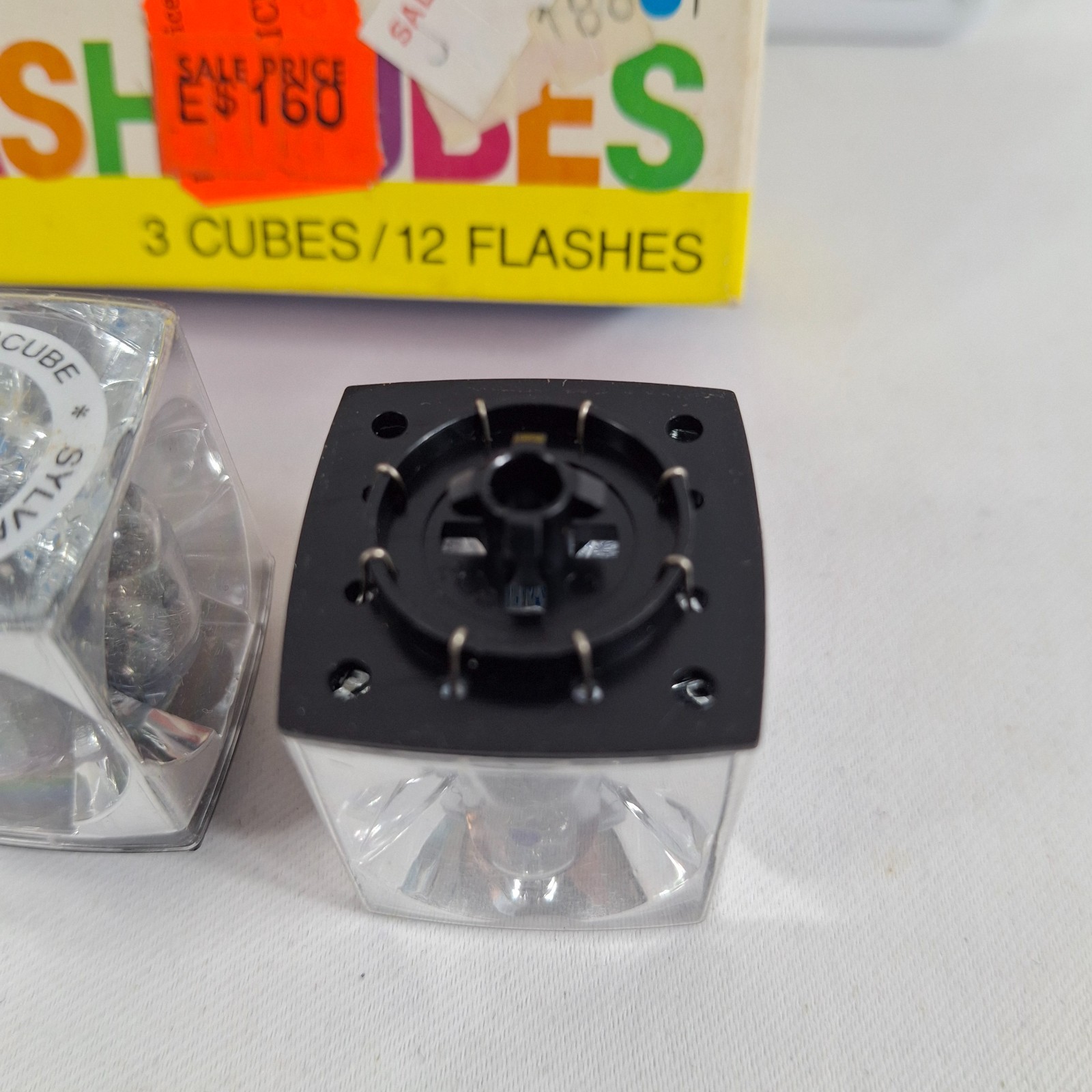 Vintage SYLVANIA Blue Dot Flash Cubes & Magicubes 9 Cubes/36 Flashes OriginalPkg