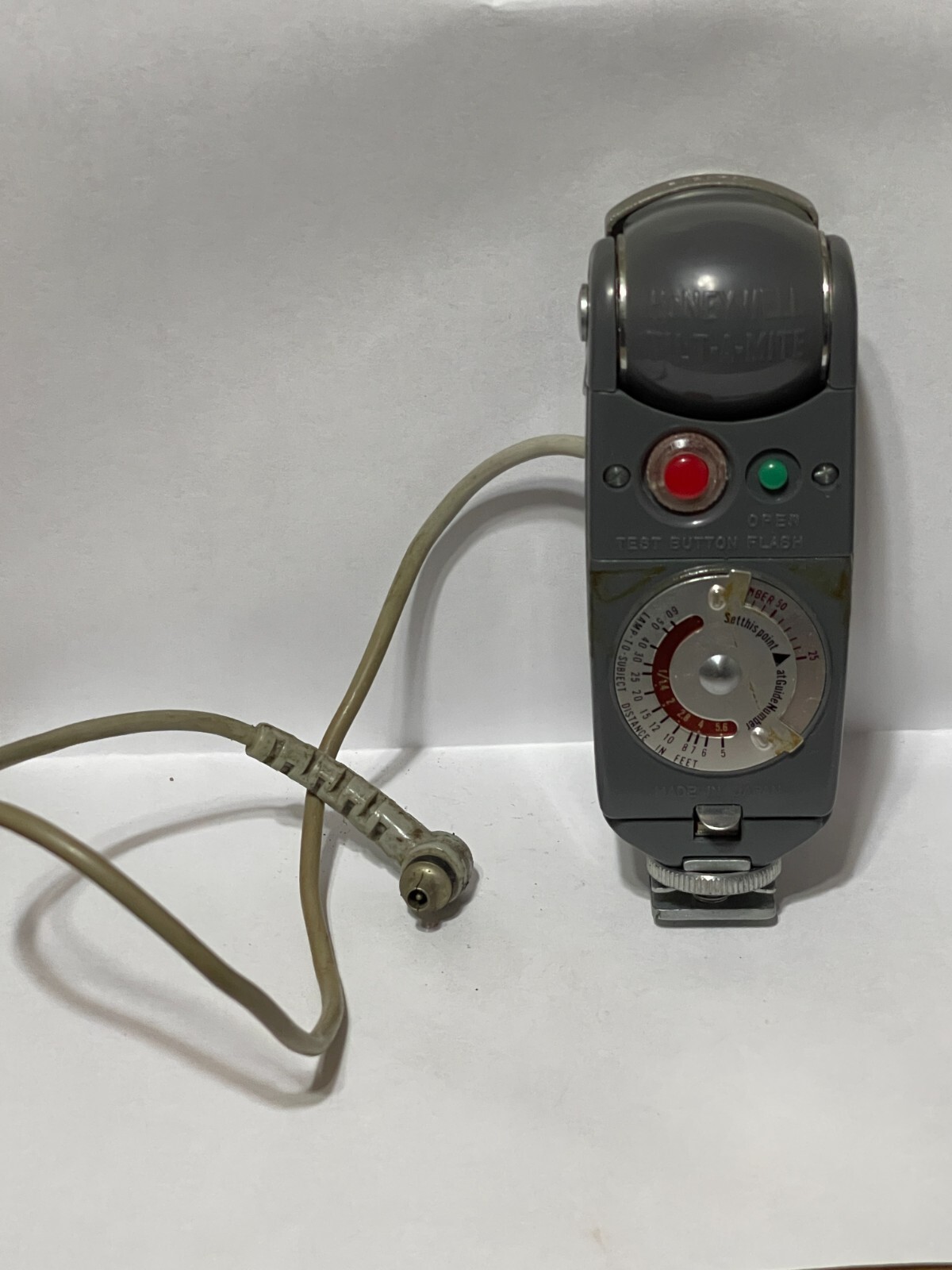 Vintage Honeywell Tilt-A-Mite Camera Flash Unit Collapsible Fan Japan 1950s